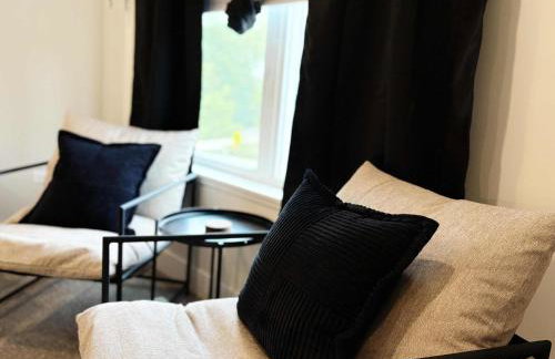 Warrenville Retreat 4BR 3 Bath Townhouse - WV2 - Foto 34