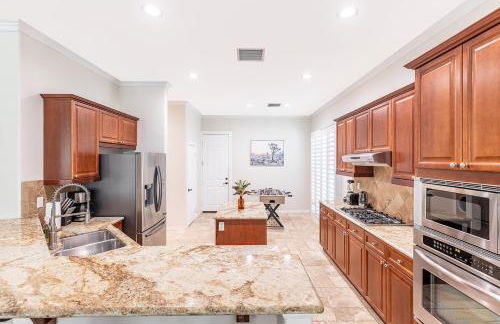 Mini Golf, Saltwater Pool & Spa by MariamsBnb - Foto 17