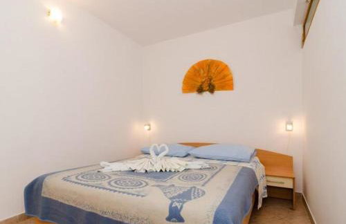 Apartments Villa Dinga -Borak - Two Bedroom Apartment with Terrace No 1 - Foto 4