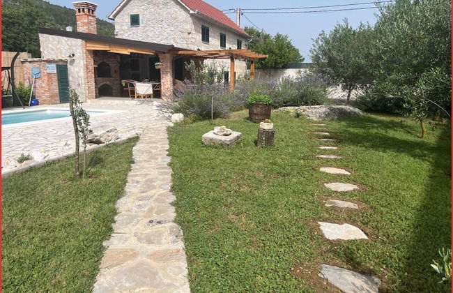 Adorable Holiday Home With Swimming Pool - Foto 30