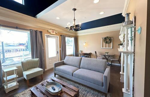 Haven at Hazel Downtown Loft - Photo 1