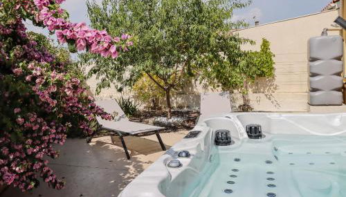 L'Escapade Jaune - Jacuzzi, Wi-Fi, tout équipée - Foto 3