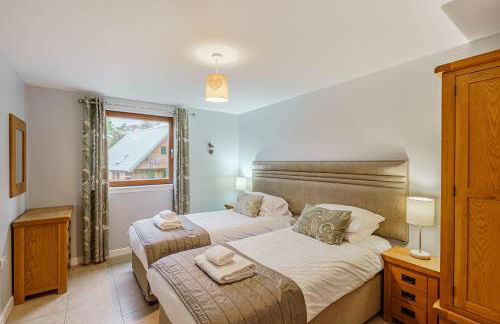 Lord Galloway 35 with Hot Tub - Photo 45