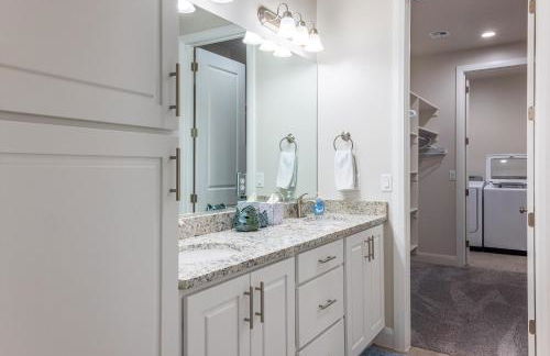 Poolside Plunge - Foto 15