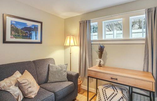 Walk to Town and Beaches! Cozy Home in Coeur dAlene - Foto 16