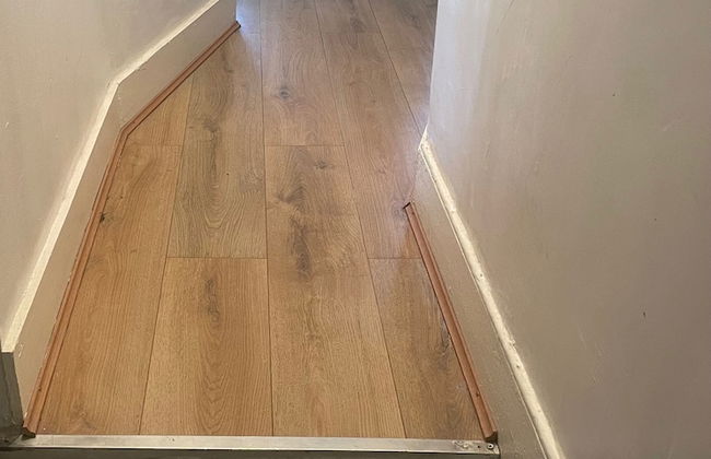 1 Bed Victorian Flat Sleeps 4 - Garden & Patio - Foto 24