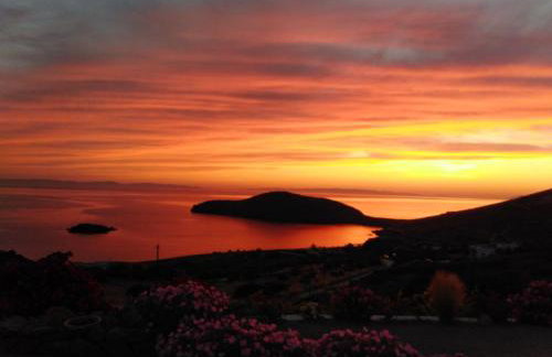 Anemos and Almyra - Foto 2