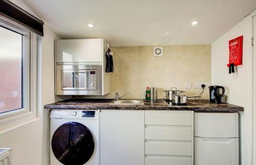 Luxury Studio Cabin - Central Location - Parking - Photo 8