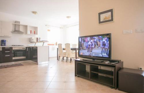 Holiday home in Pore with swimming pool - Photo 18