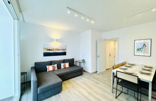 NUEVO, a 90 metros de la playa y con vistas al mar - Foto 14