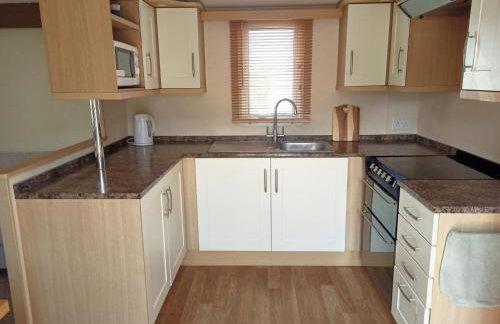 2 Bedroom Static Caravan C3 on quiet park near Talacre and Prestatyn Pet Friendly - Foto 7