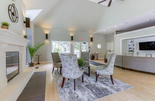 Golf Course Views and Pool Access! Norwich Studio - Foto 34