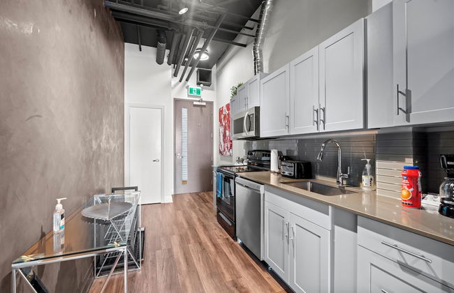 Bright Suites Finch West - Foto 15