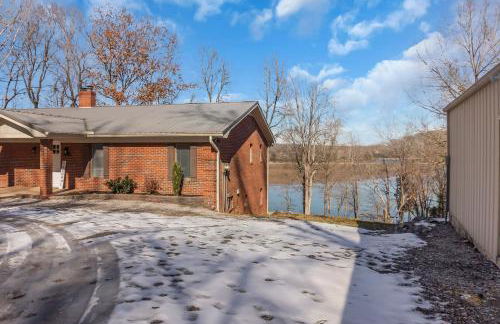 Lake Barkley Retreat - Newly Renovated - 5 BR - Foto 56