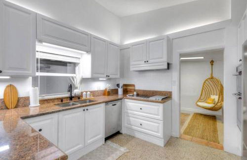 *NEW* The Surf Shack Jupiter! - Foto 26