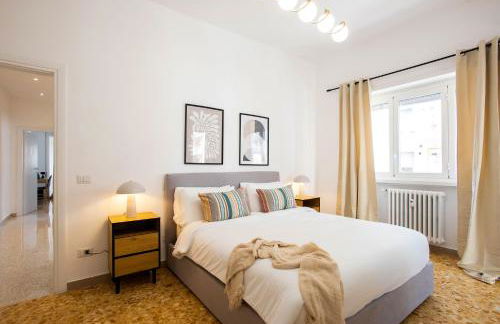 Ampio appartamento familiare Metro A a 50m - Foto 3