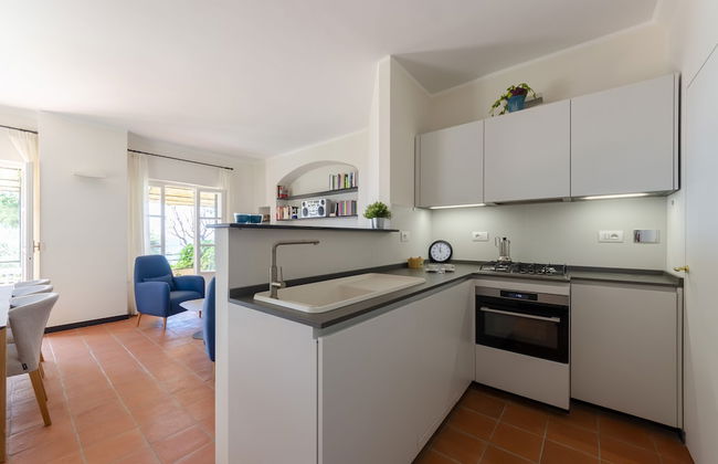 JOIVY Villa W/Superb View And Private Garden In Mulinetti - Photo 15