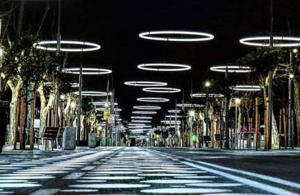 Cometa Center - Photo 20