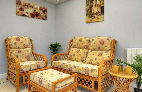 5 bedrooms, sleeps up to 16, secure parking space & comfort - Foto 22