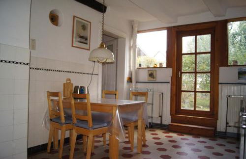 Mitten im Garten - Foto 1