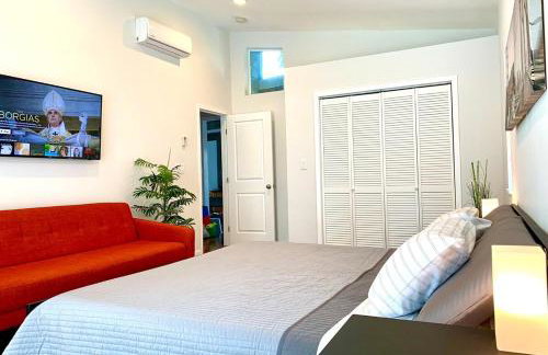 Remodeled spacious 2Bdr2Bath King beds backyard - Foto 28