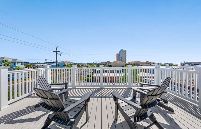 Spectacular 3br 4ba w/ Private Pool, 2 Min Walk to Beach - Sleeps 15! - Foto 44