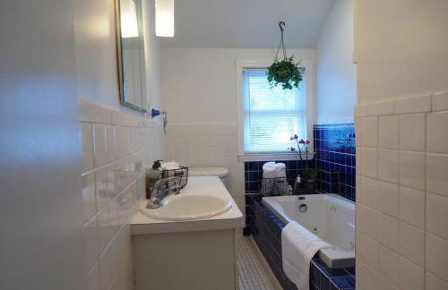 Casa al Mare Beachfront Retreat King Bed Near Yale - Foto 14