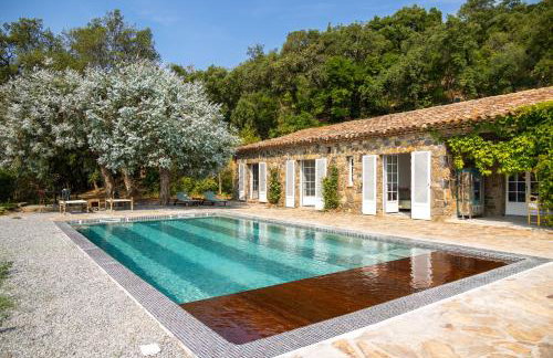 Mas provençal avec piscine chauffée, tennis, pétanque, vue mer, 20 min St Tropez - Foto 64