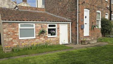 Jasmyne Cottage - Photo 2, Garden, Garden view