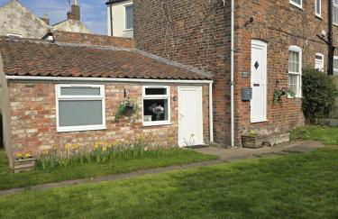 Jasmyne Cottage - Photo 2