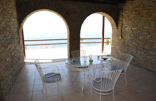 Andros Escape Condos - Foto 47