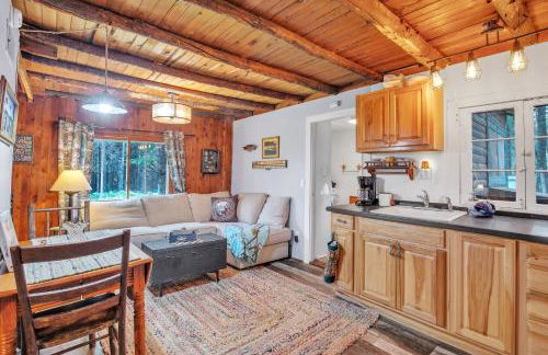 Rustic Willow Retreat - Outdoor Adventures cabin - Foto 17