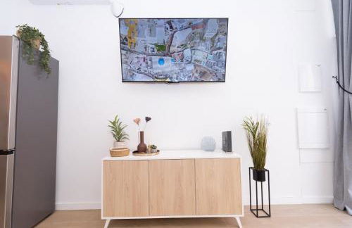 Apartment Casa Novi - Close to Beach, City Center & Metro - Photo 9