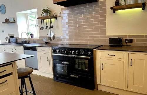 Private & Spacious Cotswold Barn - Foto 15