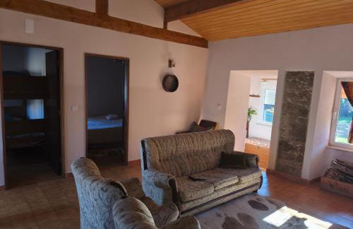 Casa dos Caseiros N2 - Foto 3