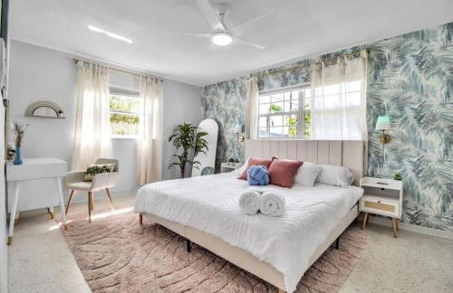 Luxury Vacation Home in Madeira Beach Family and Pet Friendly - Foto 12