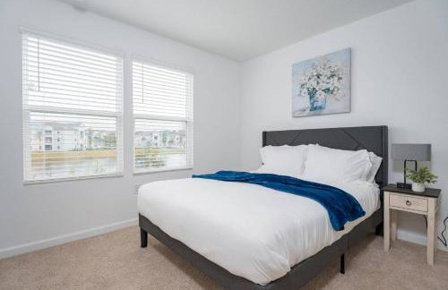 Stylish & Chic 2BR Townhome | Close 2 Bch. - Foto 5