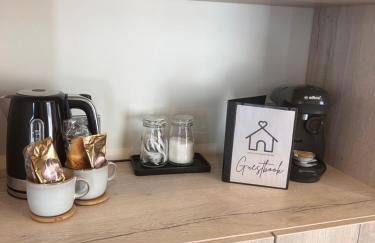 Luxury Courtyard Studio in Llangollen - Photo 9