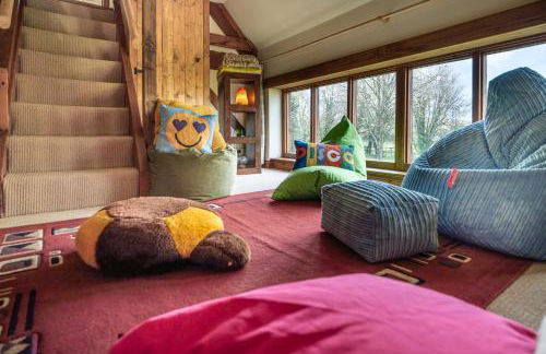 The Threshing Barn - Stunning 5 Bedroom Retreat! - Foto 136