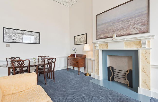 Henrietta Suites City Centre - Photo 55