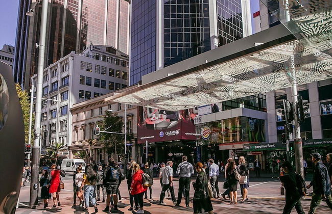 Quest on Queen - Photo 18