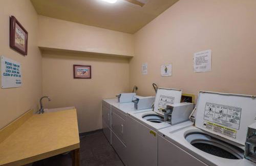 Wesley Paradise ☆Chic 1BD + Private Balcony & Pool - Foto 7