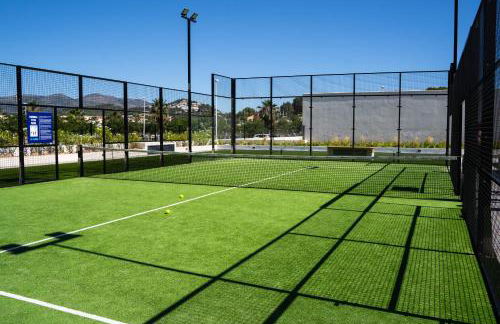 Apartamento de 3 dormitorios, piscina y parking - Photo 41