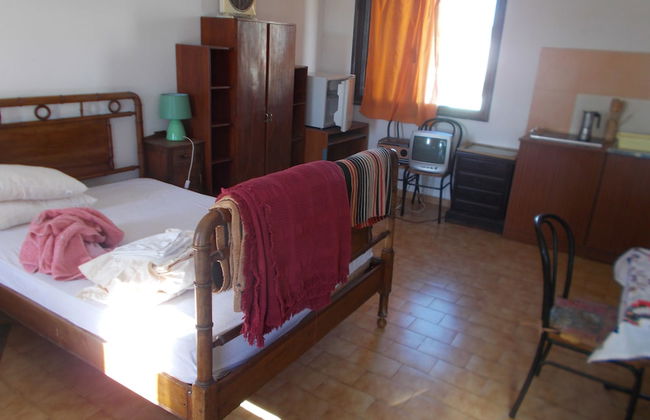 Room in Guest Room - Private Room on a Terrace With Garden - Photo 5