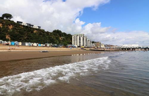 The Beach Retreat - Photo 25