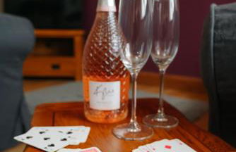 Vale Farm Cottages - Photo 22