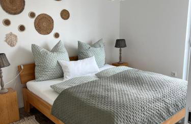 Haus Villa-Moderne Ferienwohnung in Wallersdorf-Haidlfing - Foto 1