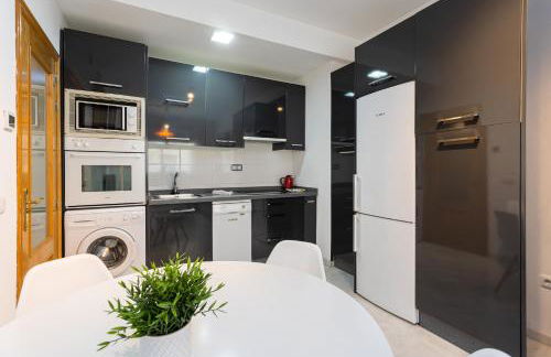 Holidays2Malaga Carrera Capuchinos Aircon Downtown & Parking Optional - Photo 10