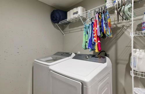 Lake House Retreat - Private Hot Tub - Foto 34