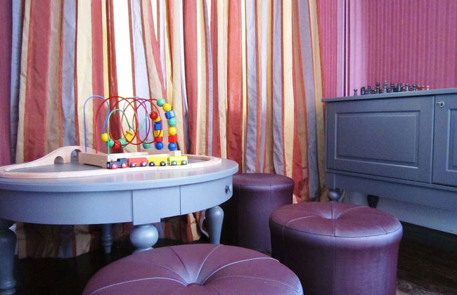 Spacious Spa Villa With Garden - Photo 21